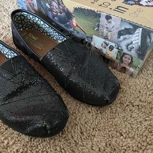 Classic black glitter Toms